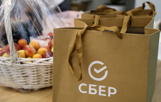 Открытие полноформатных отделений Сбера в ДНР и ЛНР