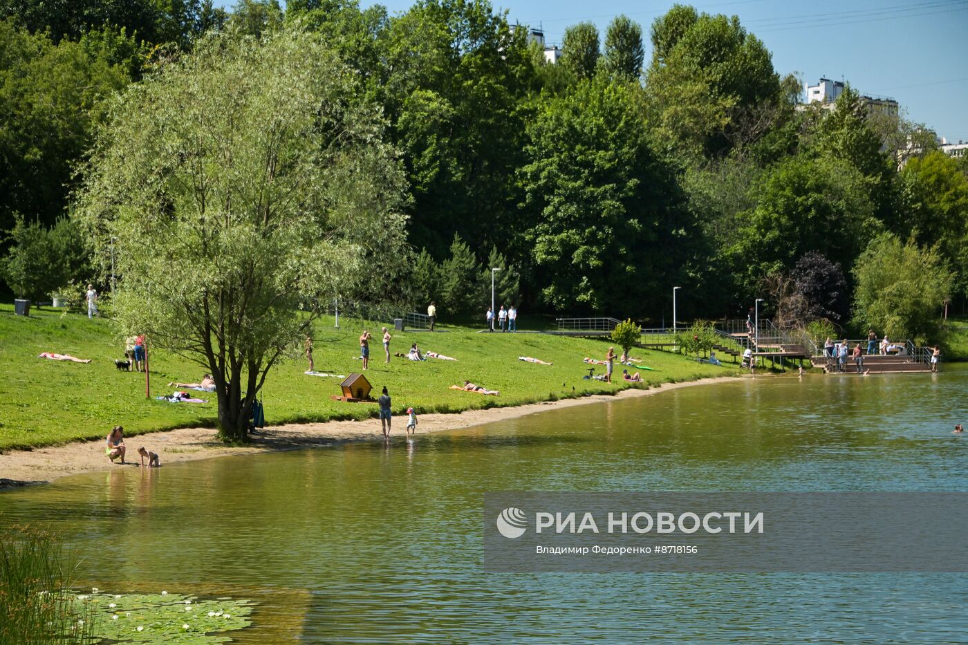 Жаркая погода в Москве