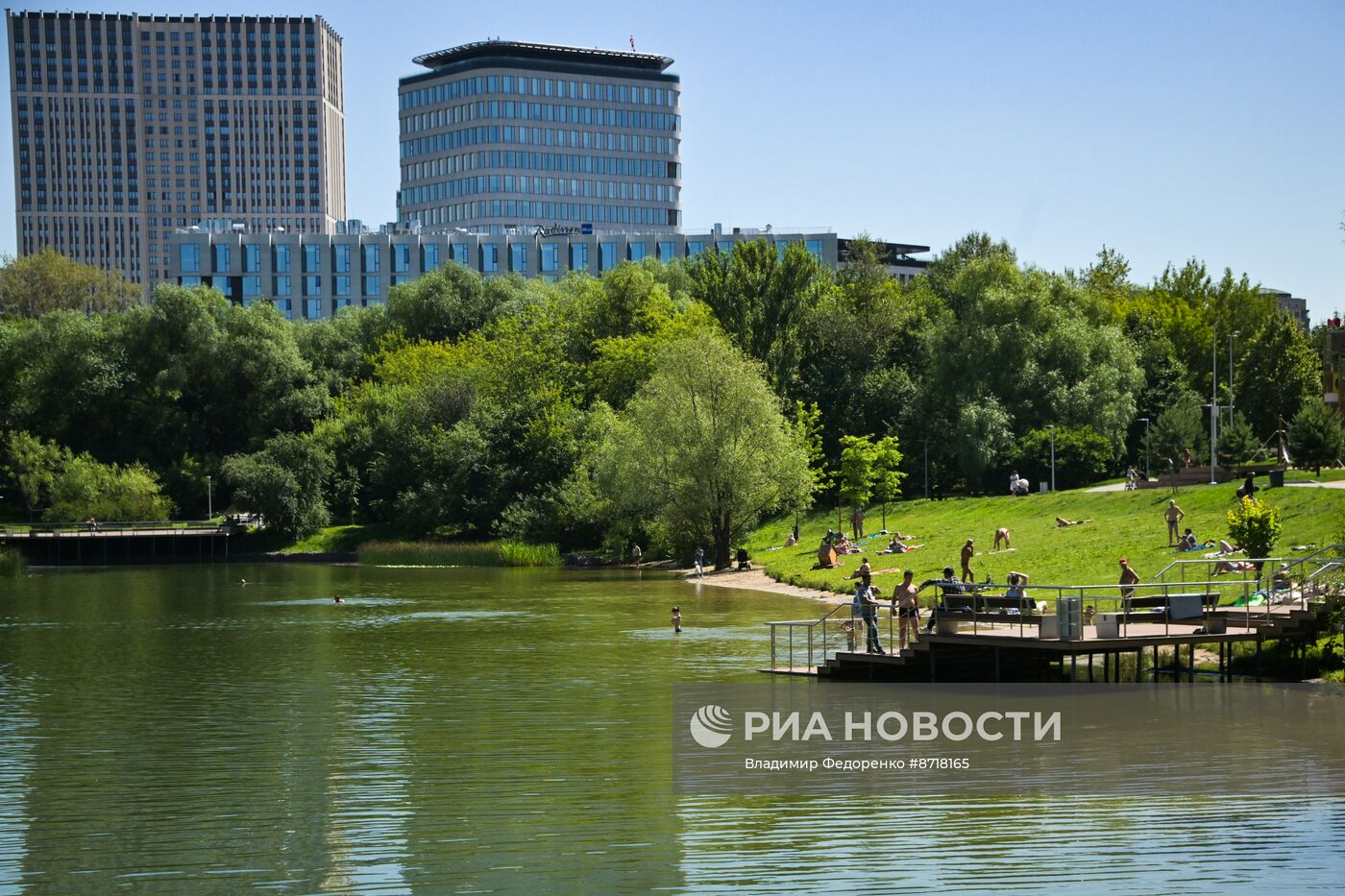 Жаркая погода в Москве