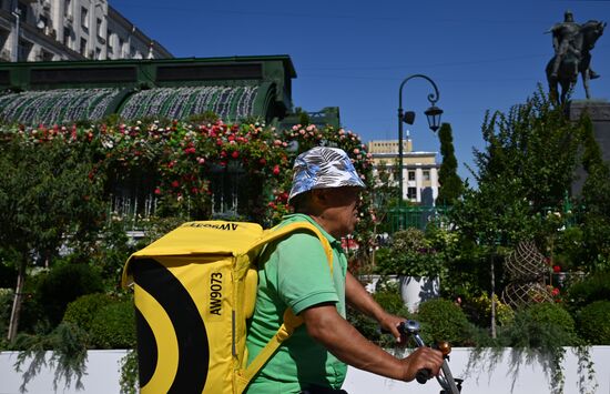 Жаркая погода в Москве