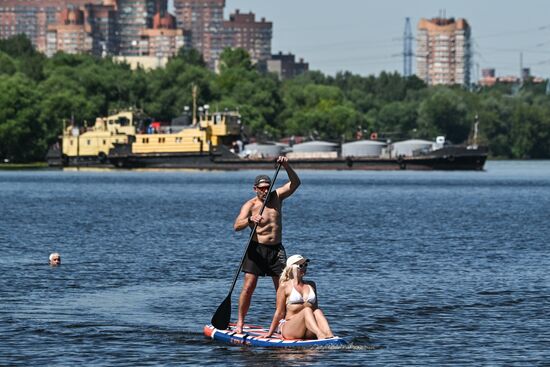 Жаркая погода в Москве