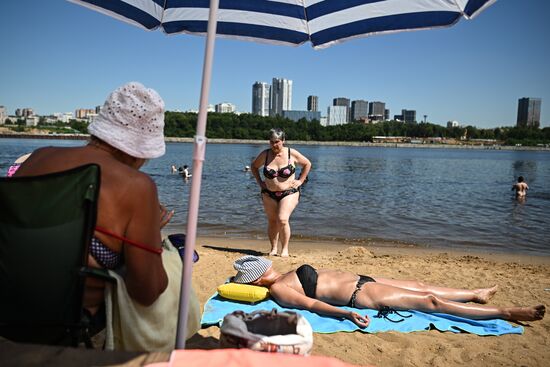 Жаркая погода в Москве