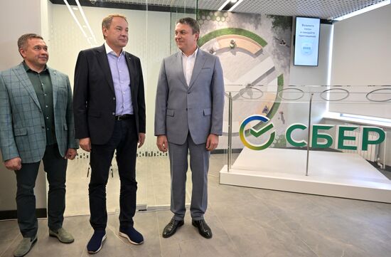 Открытие полноформатных отделений Сбера в ДНР и ЛНР