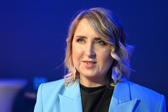 Выставка "Россия". Церемония открытия Международного фестиваля документального кино "RT.Док: Время наших героев"