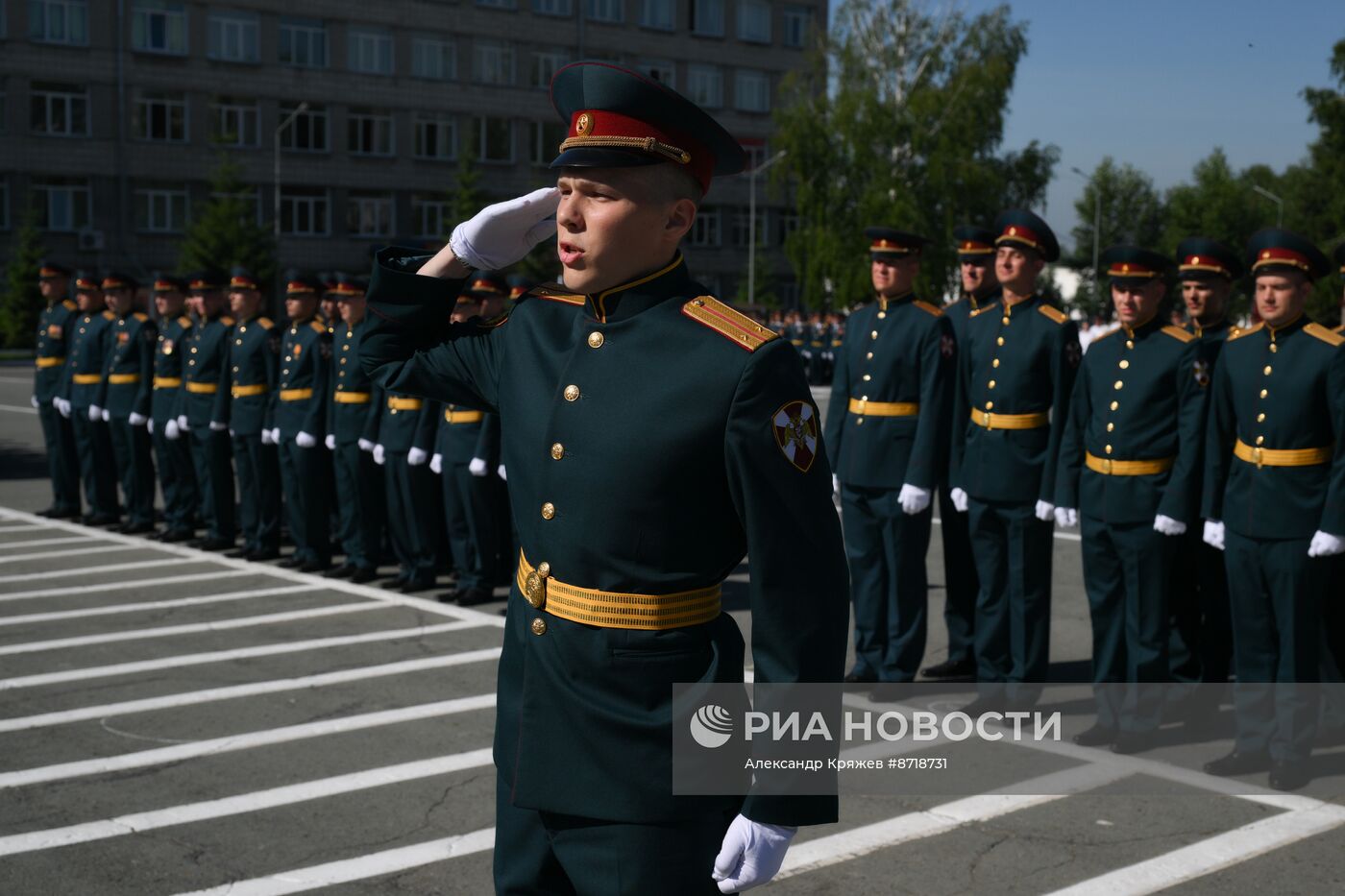 Выпуск офицеров в Новосибирском военном институте войск национальной гвардии РФ