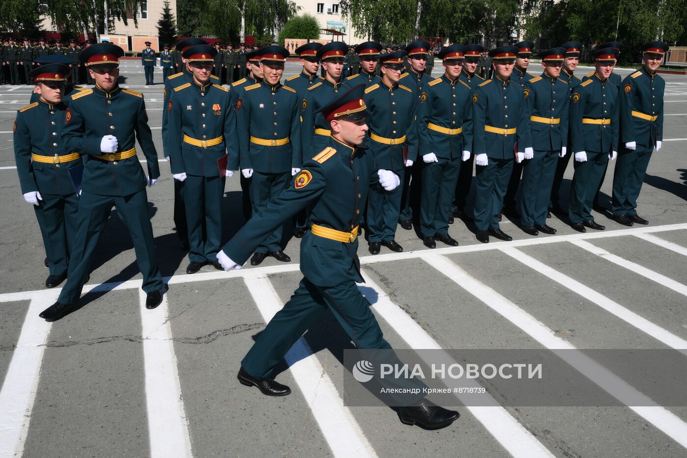 Выпуск офицеров в Новосибирском военном институте войск национальной гвардии РФ