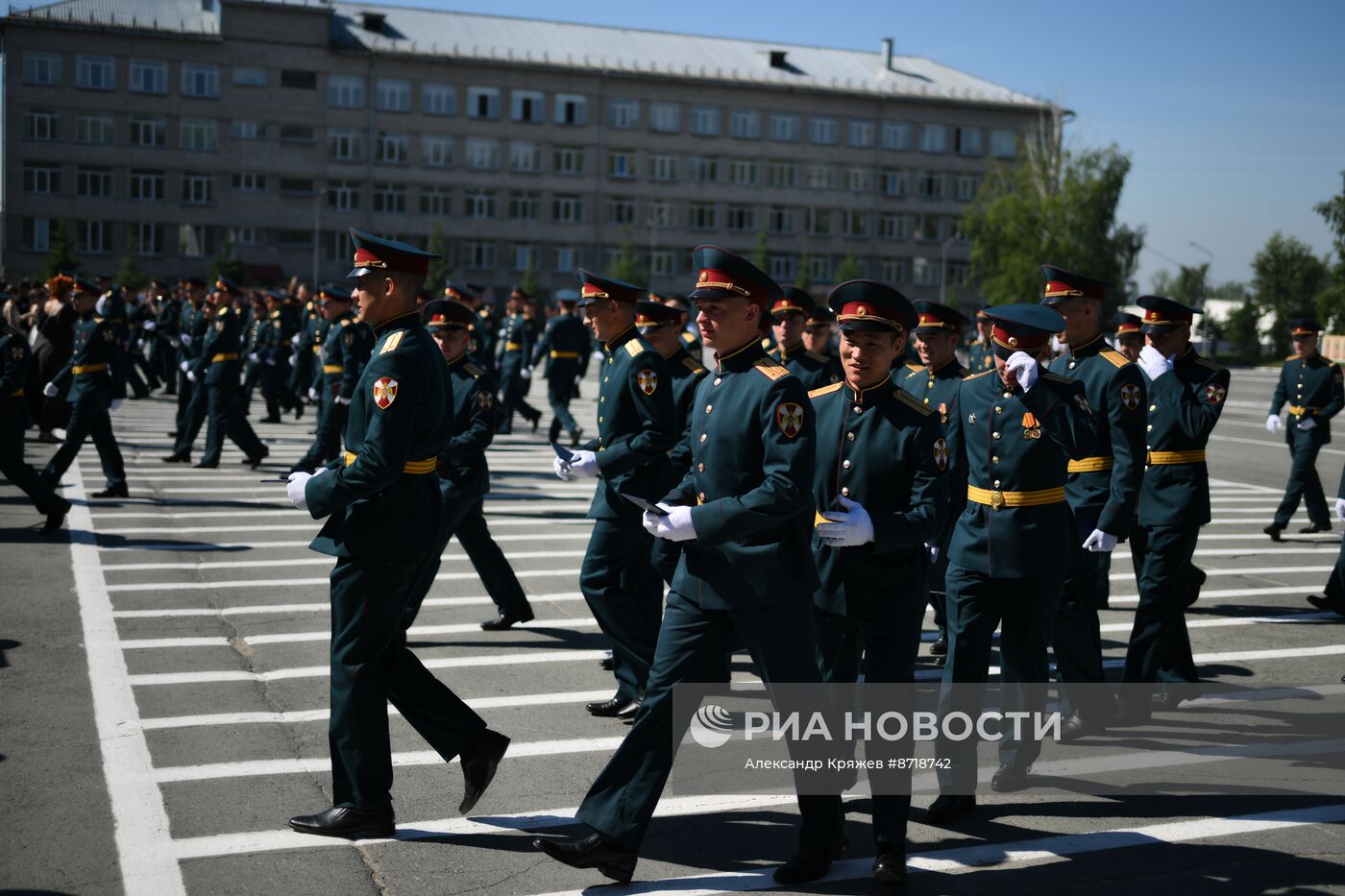 Выпуск офицеров в Новосибирском военном институте войск национальной гвардии РФ