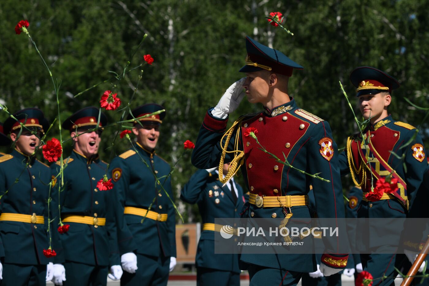 Выпуск офицеров в Новосибирском военном институте войск национальной гвардии РФ