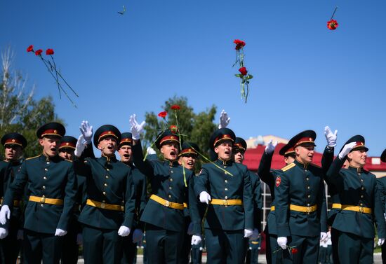 Выпуск офицеров в Новосибирском военном институте войск национальной гвардии РФ