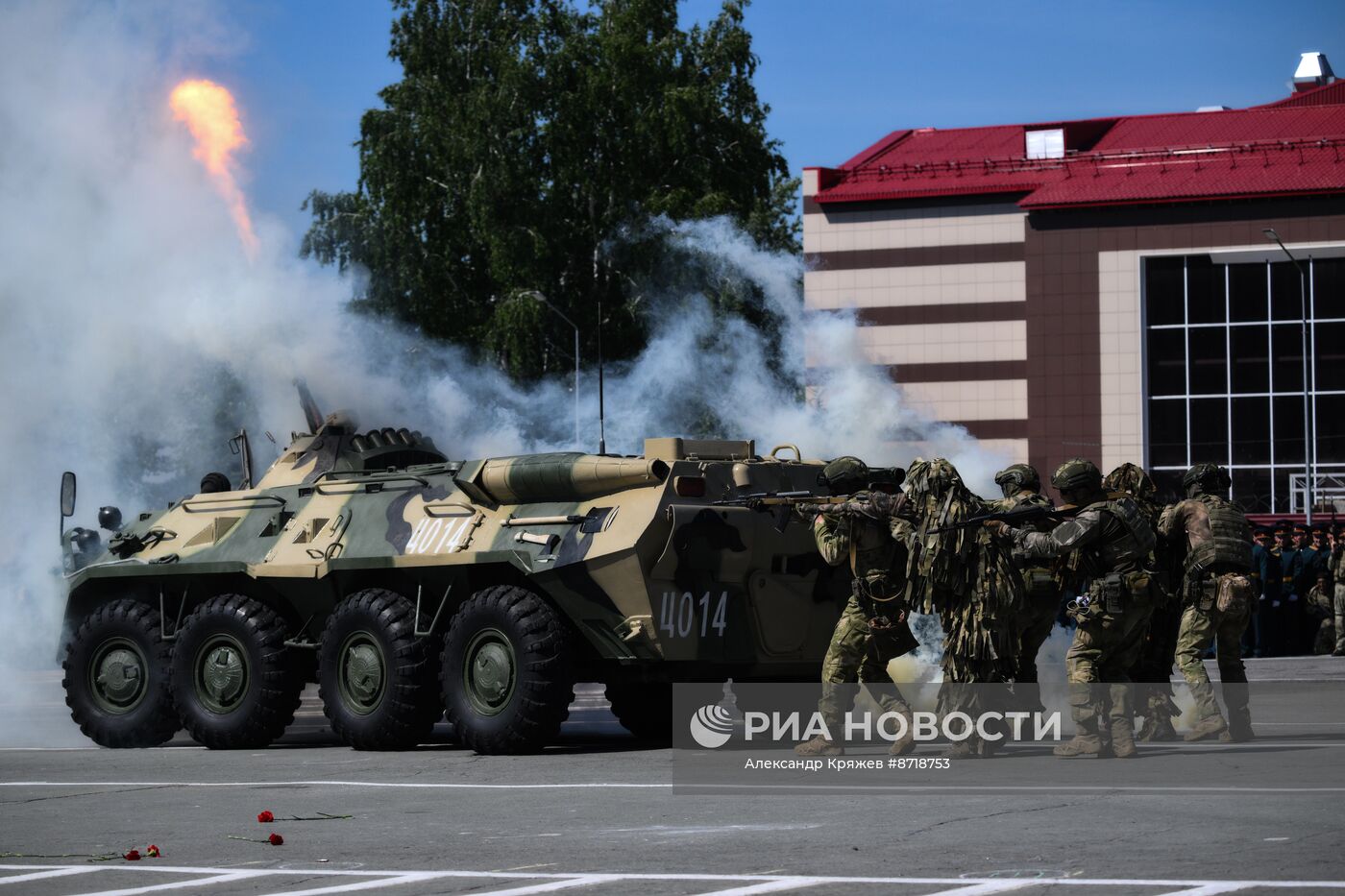 Выпуск офицеров в Новосибирском военном институте войск национальной гвардии РФ