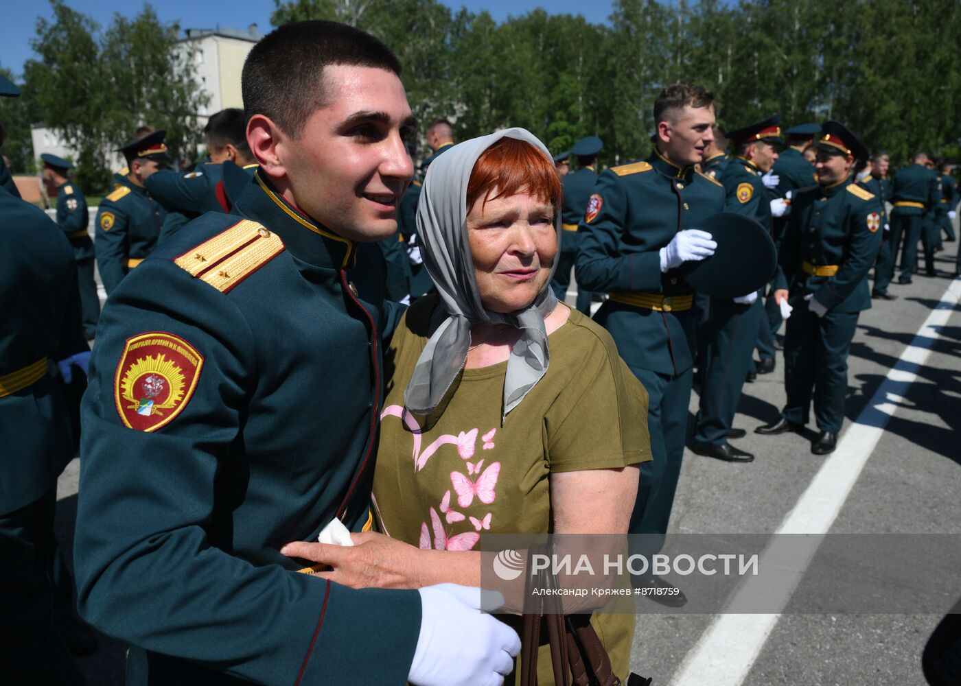 Выпуск офицеров в Новосибирском военном институте войск национальной гвардии РФ