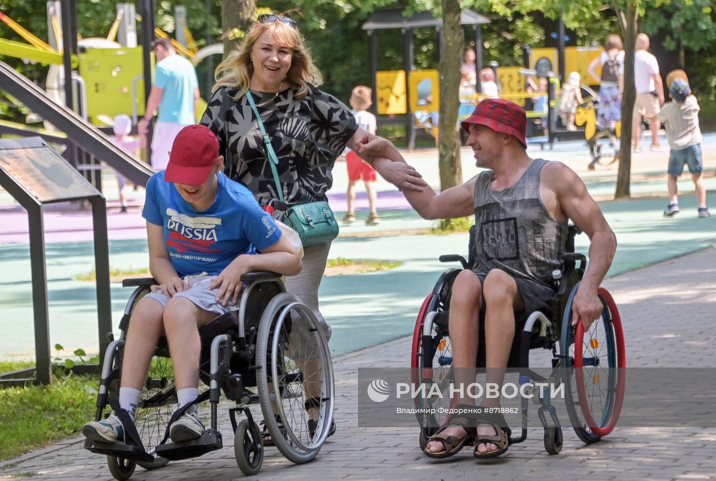 Отдых в Воронцовском парке в Москве