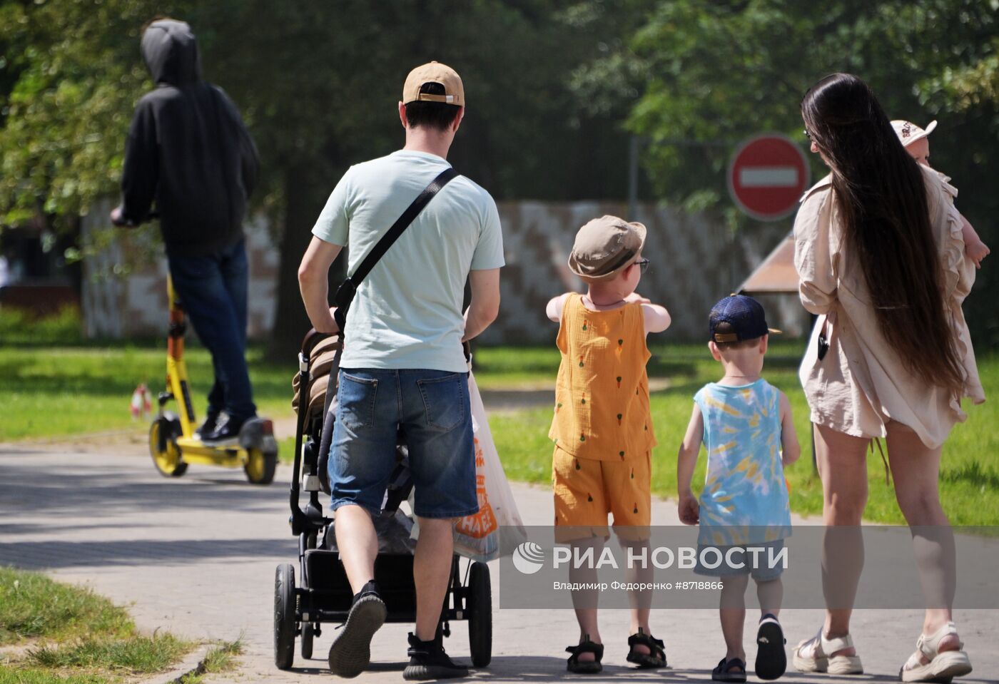 Отдых в Воронцовском парке в Москве