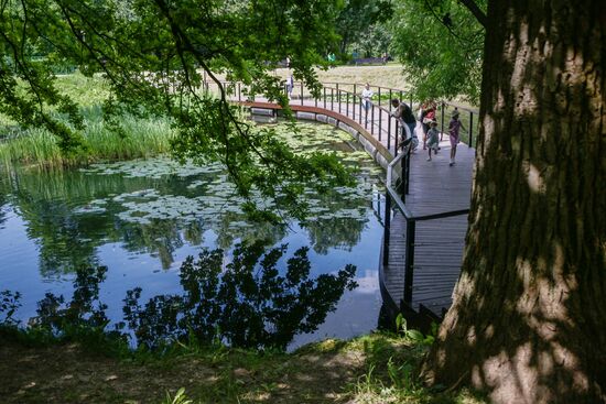 Отдых в Воронцовском парке в Москве