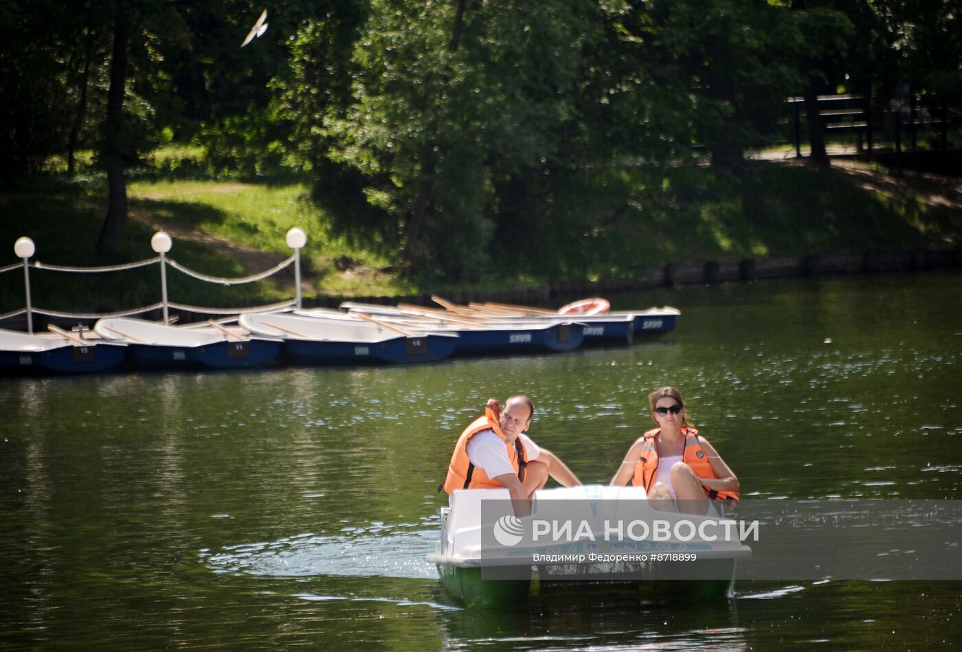 Отдых в Воронцовском парке в Москве