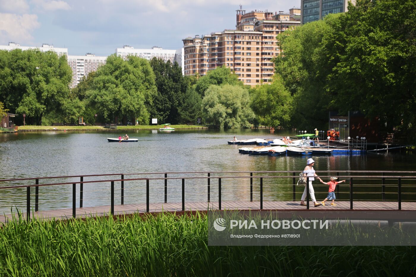 Отдых в Воронцовском парке в Москве