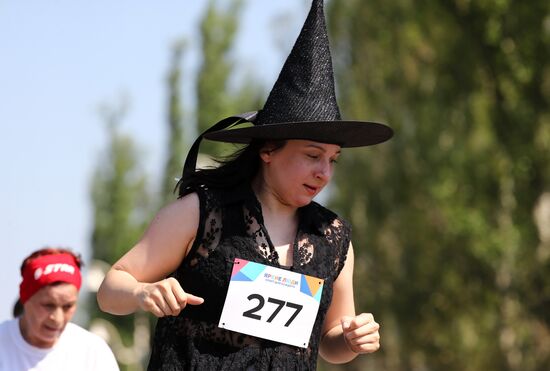 Выставка "Россия". Забег "Яркие люди" 