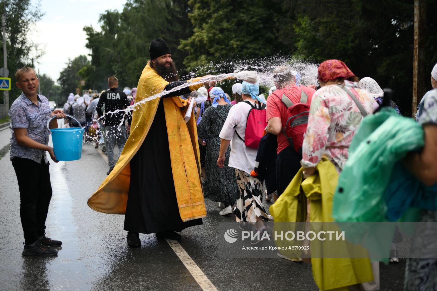 Крестный ход "За духовное возрождение России" в Новосибирской области