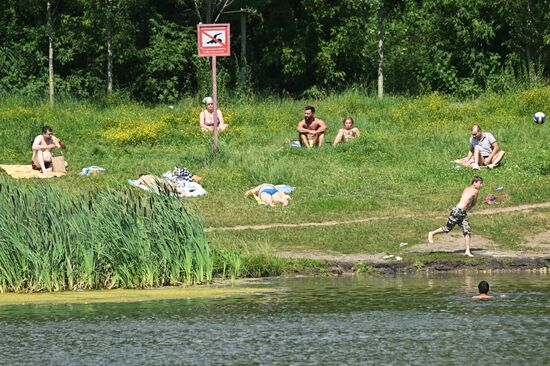 Жаркая погода в Москве