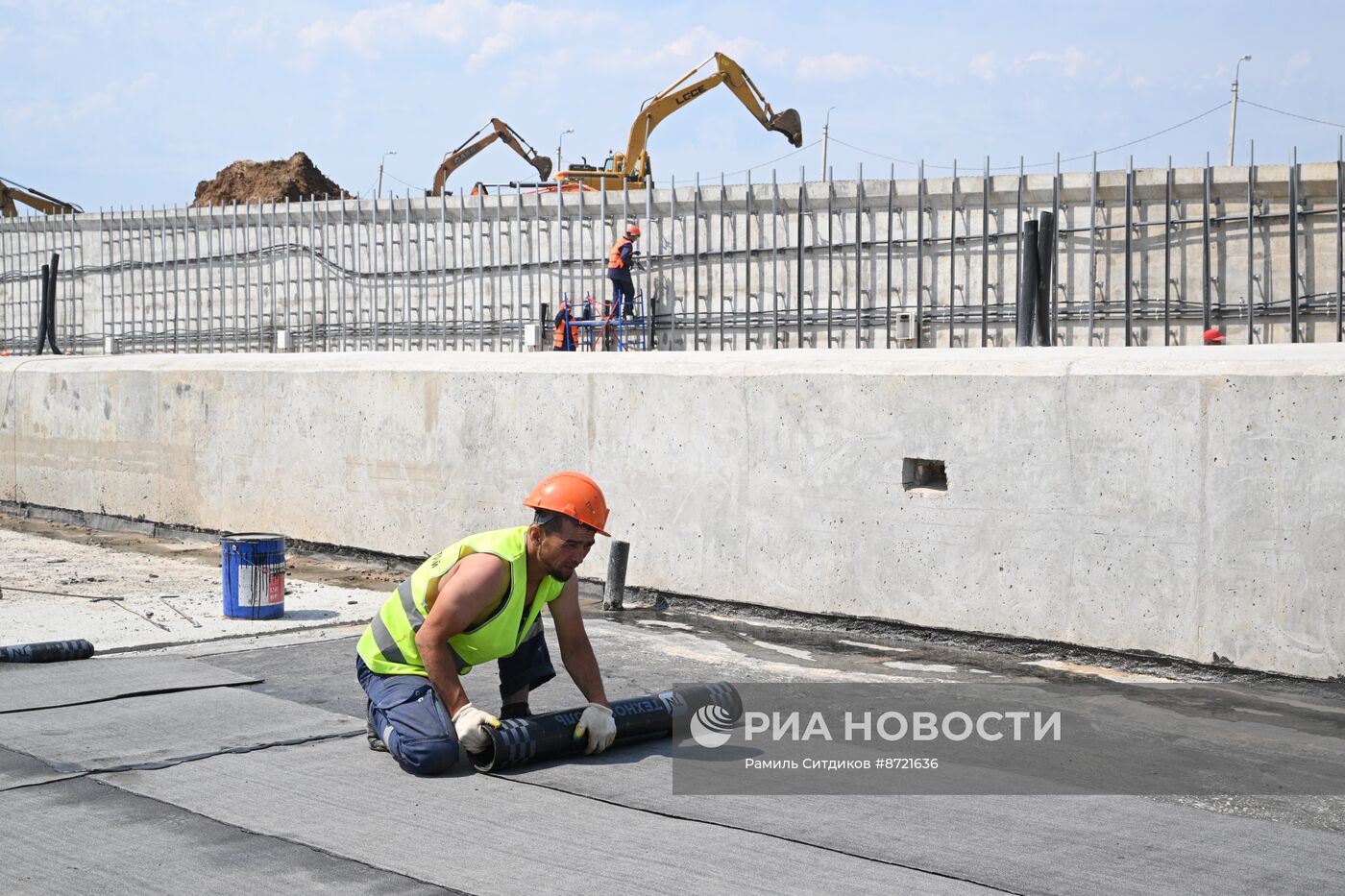 Мэр Москвы С. Собянин осмотрел объекты в ТиНАО