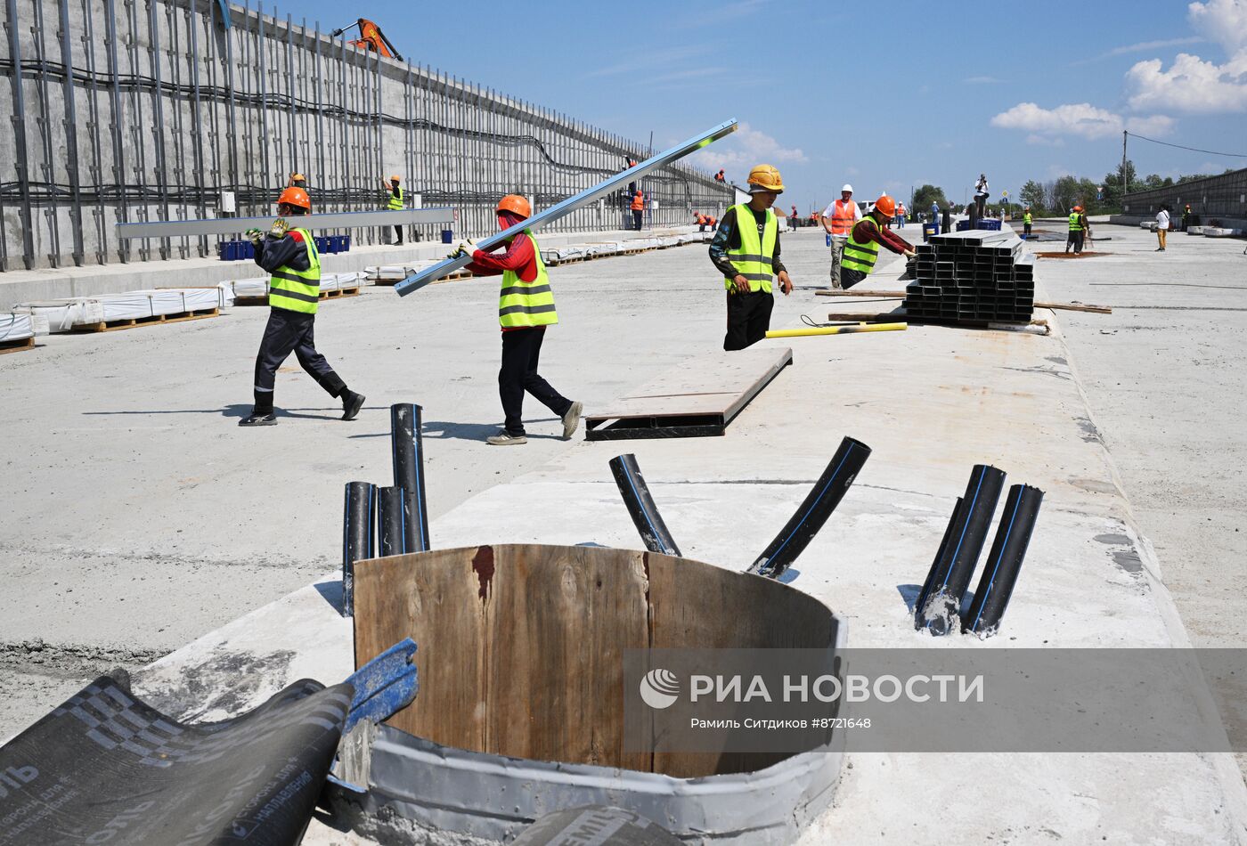 Мэр Москвы С. Собянин осмотрел объекты в ТиНАО