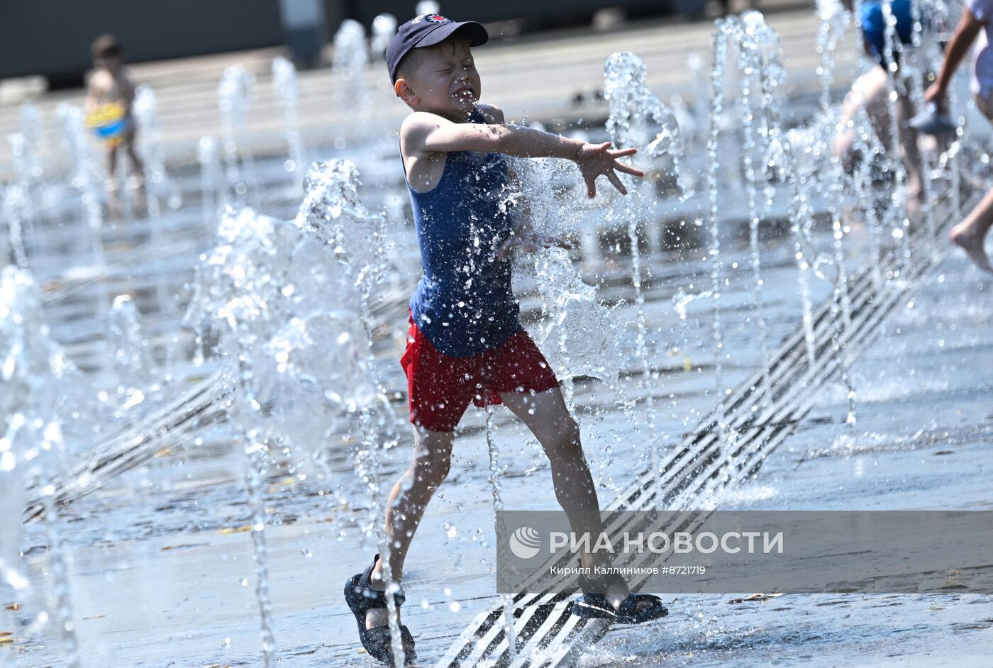 Жаркая погода в Москве