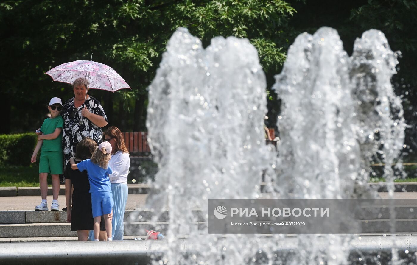 Жаркая погода в Москве