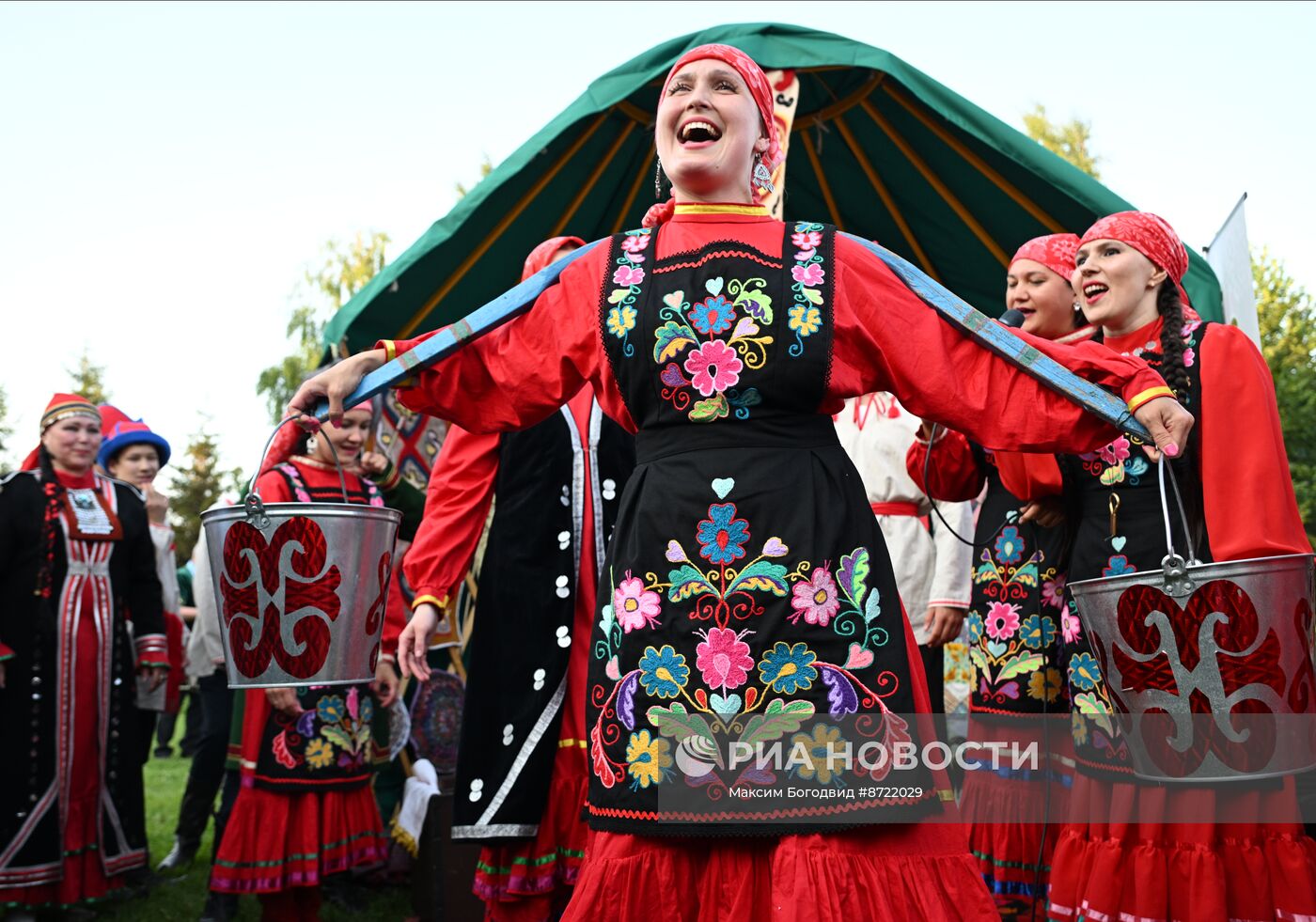 Мероприятие "Древо жизни" в Казани