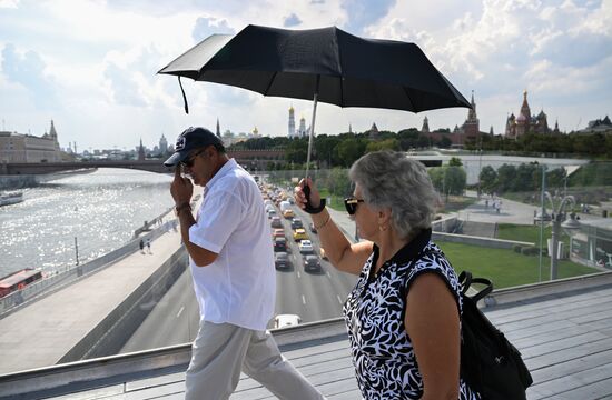 Жаркая погода в Москве