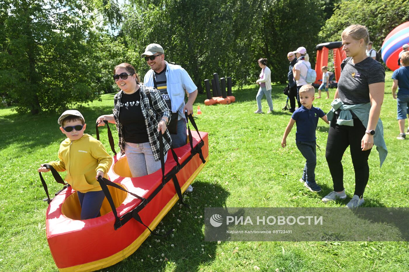 Празднование Дня семьи, любви и верности в "Царицыне"