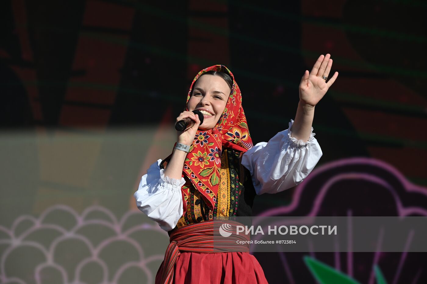 Выставка "Россия". Торжественный концерт "Россия нигде не заканчивается", посвящённый завершению выставки