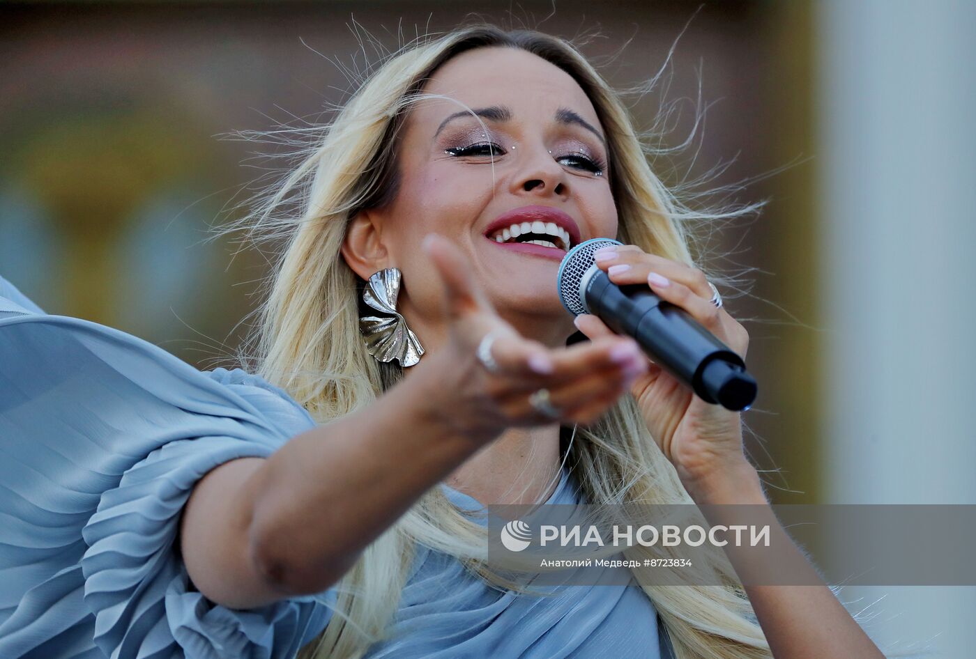 Выставка "Россия". Торжественный концерт "Россия нигде не заканчивается", посвящённый завершению выставки