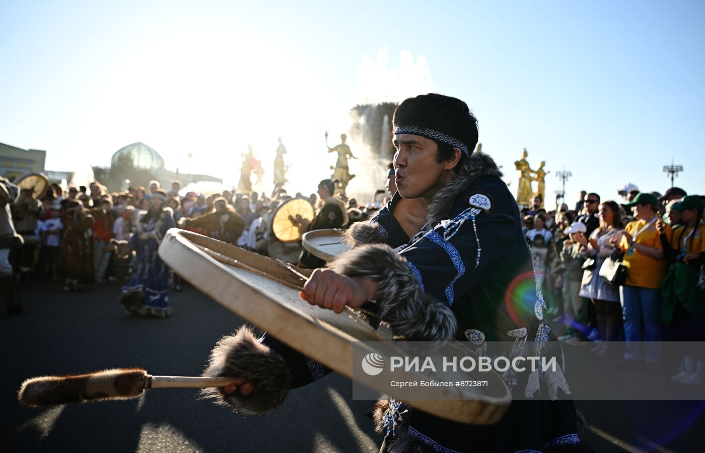 Выставка "Россия". Торжественный концерт "Россия нигде не заканчивается", посвящённый завершению выставки 