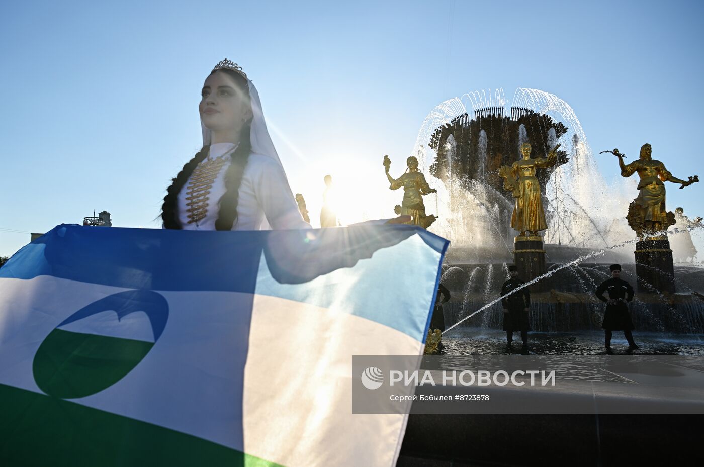 Выставка "Россия". Торжественный концерт "Россия нигде не заканчивается", посвящённый завершению выставки