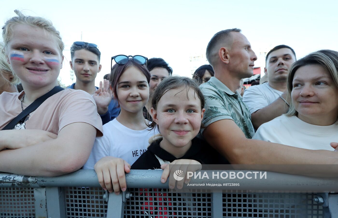 Выставка "Россия". Торжественный концерт "Россия нигде не заканчивается", посвящённый завершению выставки