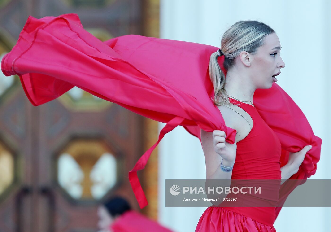 Выставка "Россия". Торжественный концерт "Россия нигде не заканчивается", посвящённый завершению выставки