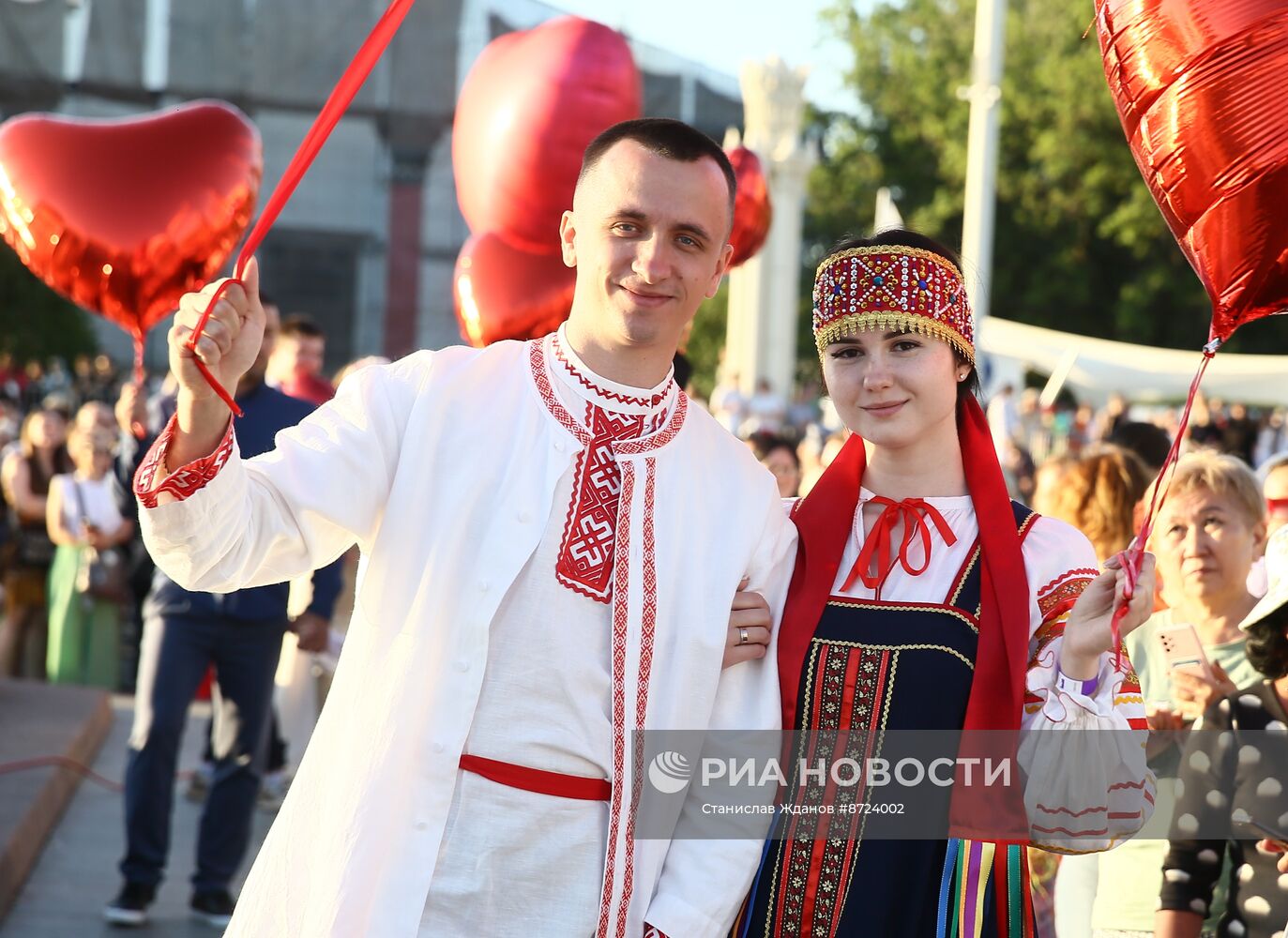 Выставка "Россия". Торжественный концерт "Россия нигде не заканчивается", посвящённый завершению выставки