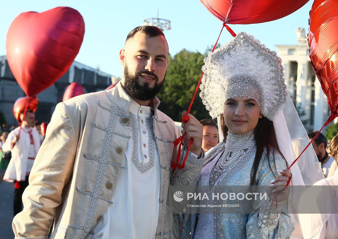 Выставка "Россия". Торжественный концерт "Россия нигде не заканчивается", посвящённый завершению выставки 