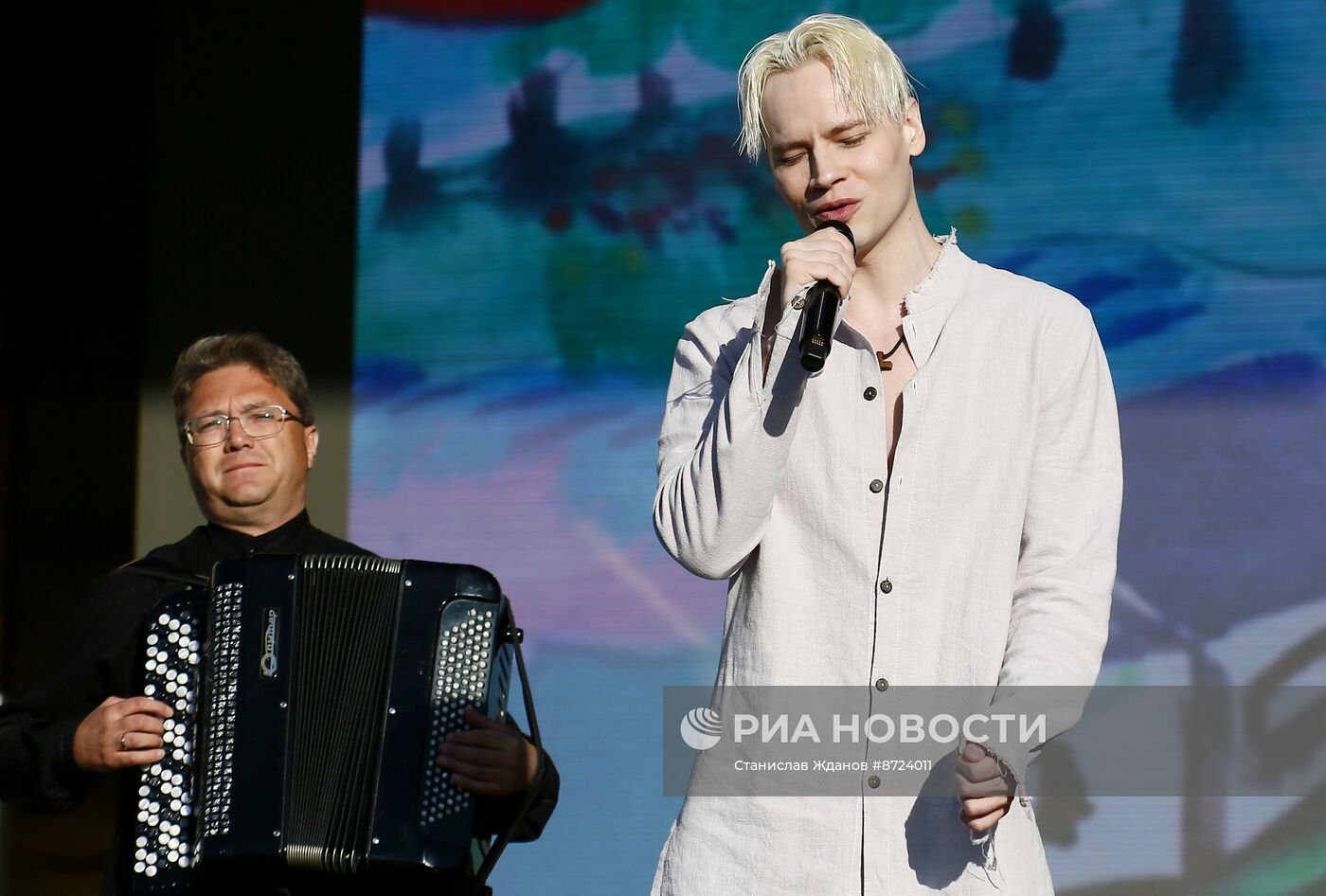 Выставка "Россия". Торжественный концерт "Россия нигде не заканчивается", посвящённый завершению выставки