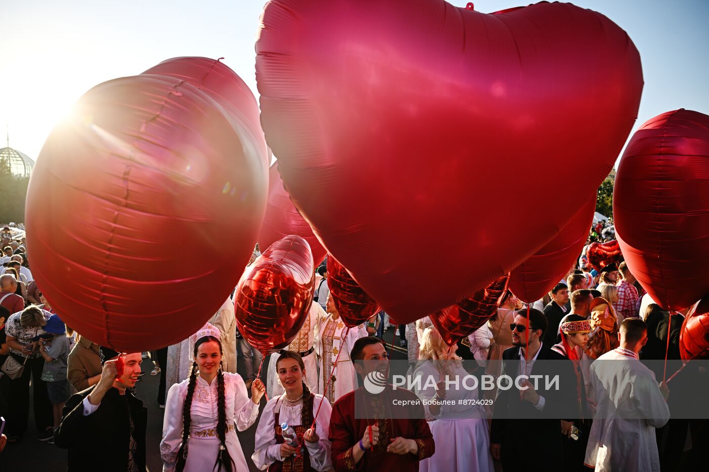 Выставка "Россия". Торжественный концерт "Россия нигде не заканчивается", посвящённый завершению выставки