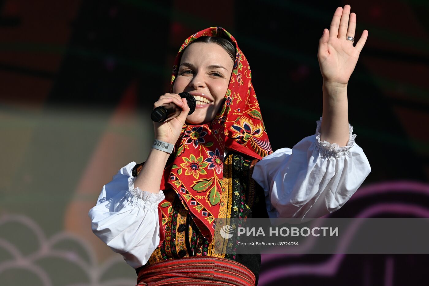 Выставка "Россия". Торжественный концерт "Россия нигде не заканчивается", посвящённый завершению выставки