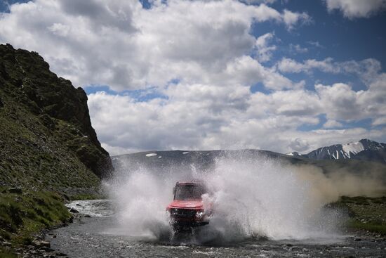 Ралли "Шёлковый путь"