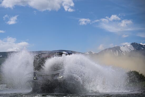 Ралли "Шёлковый путь"
