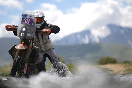 Ралли "Шёлковый путь"