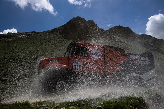 Ралли "Шёлковый путь"