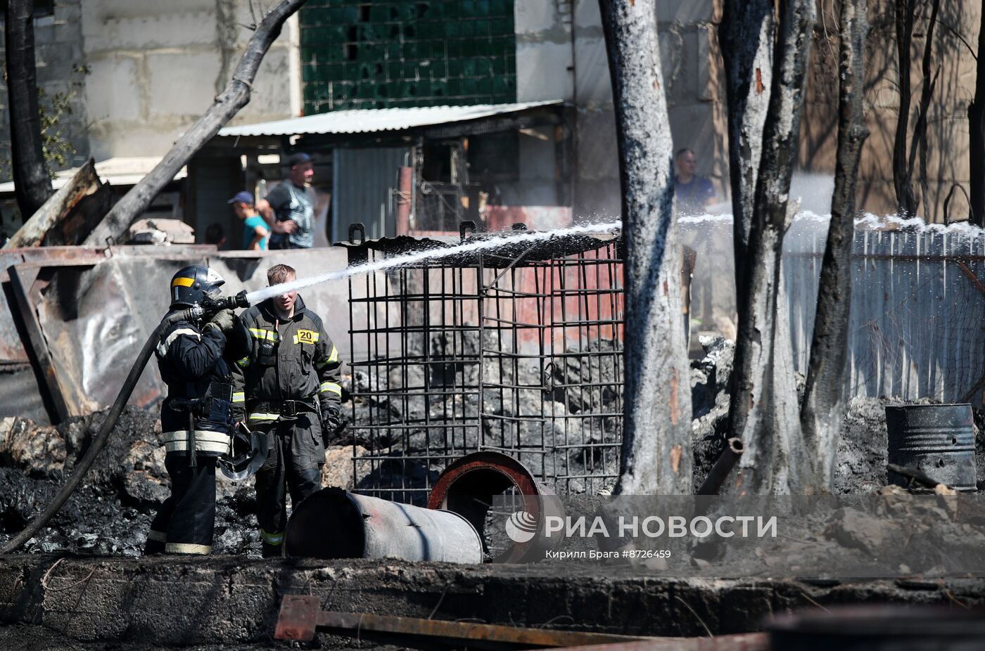 Пожар на складе в Волгограде