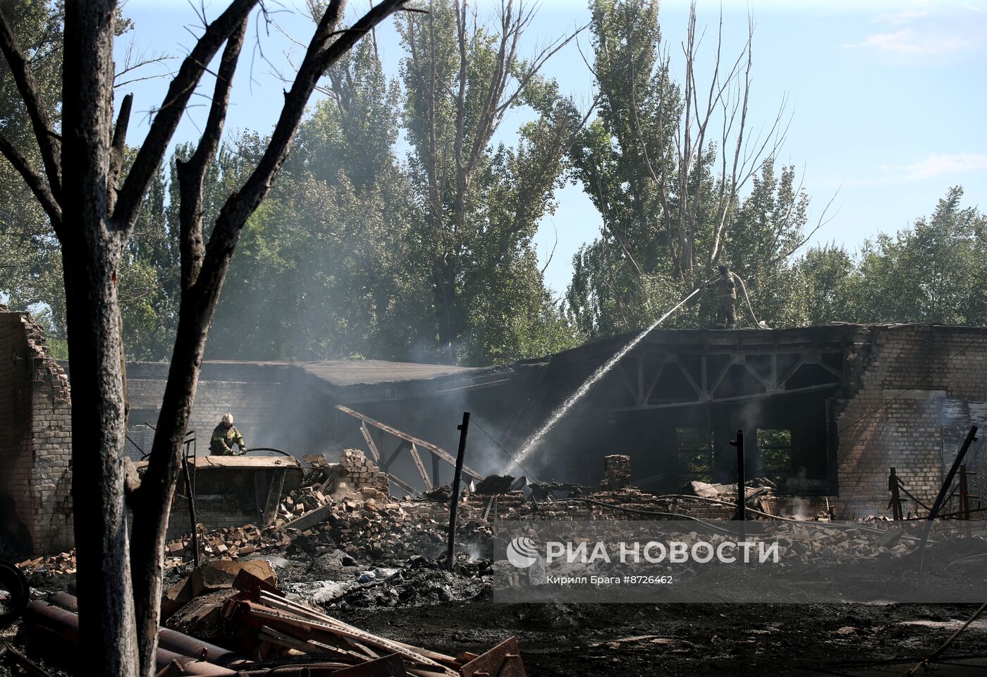 Пожар на складе в Волгограде