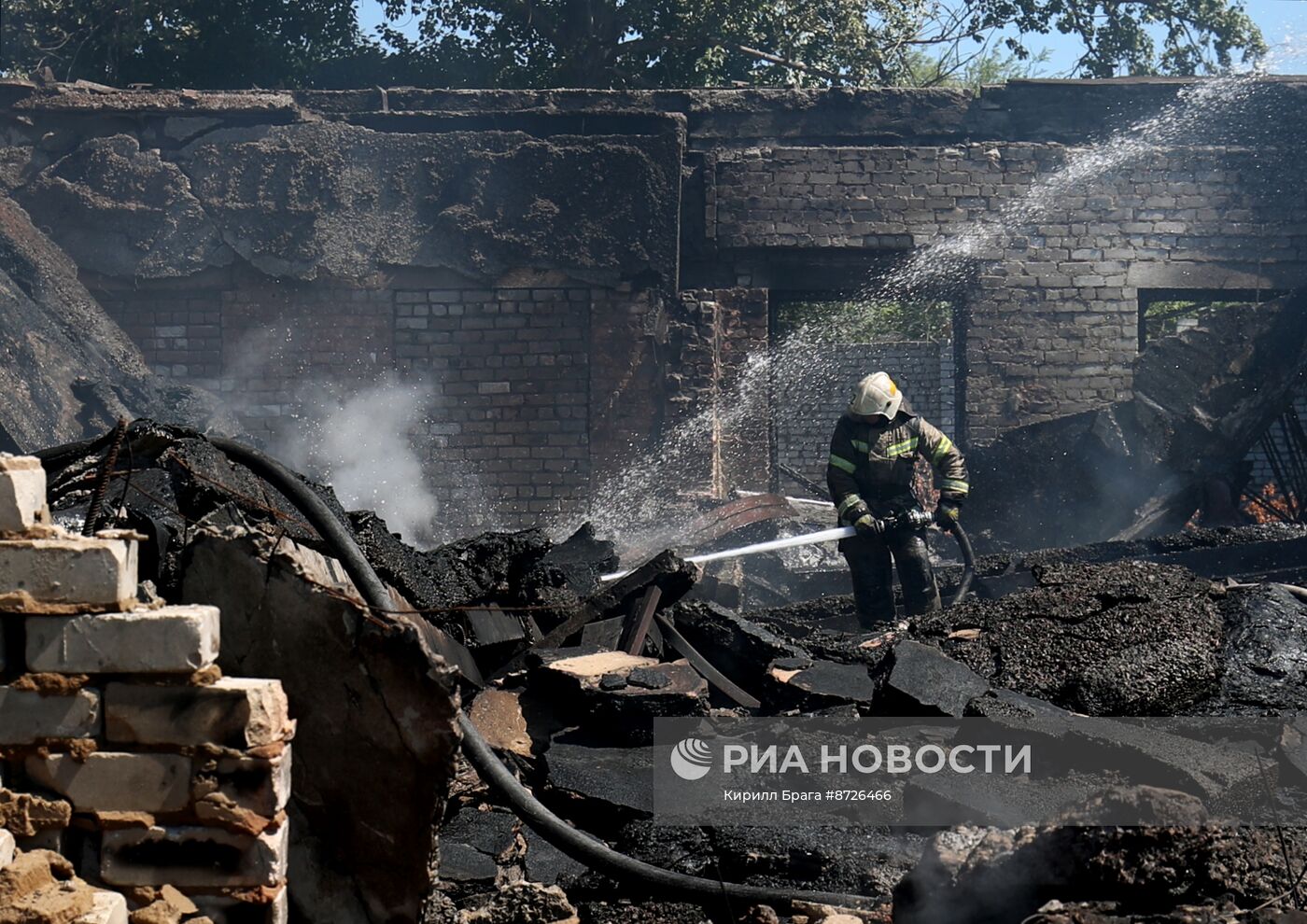 Пожар на складе в Волгограде