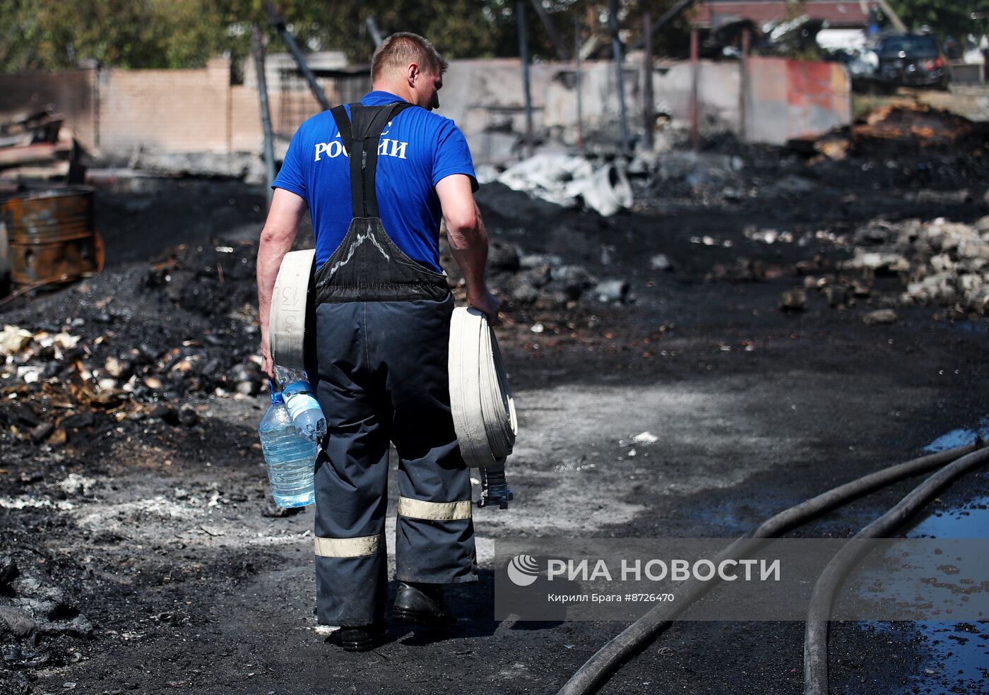 Пожар на складе в Волгограде