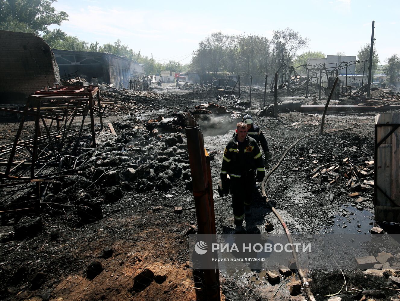 Пожар на складе в Волгограде